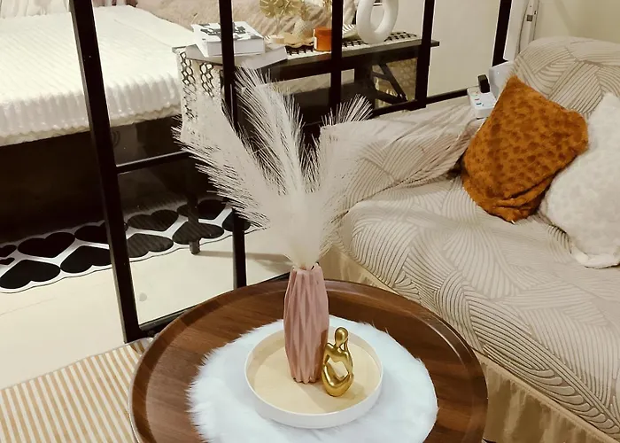 Breeze Haven Staycation Hotel Manila